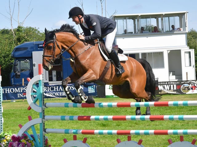 Show Jumping, Senior Foxhunter