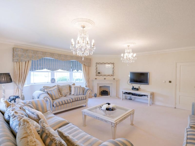 The front lounge.