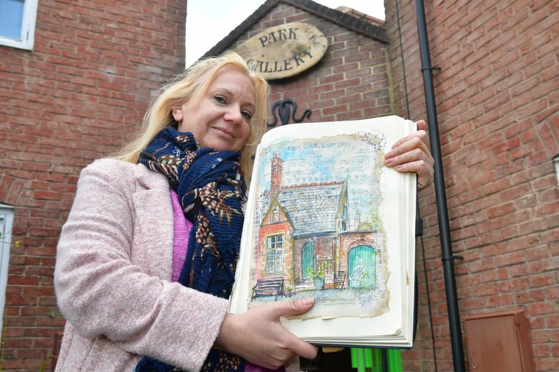 Sarah Paskin with her painting that she did during the morning at Louth Orme Almshouses