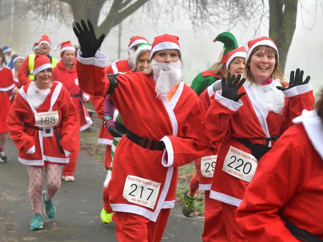 Action from this year's Boston Santa Run.