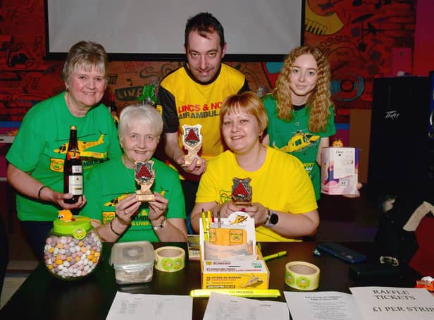 L-R Sue Coles, Christine Chapman, Ant Wood, Katie Gyles and Skye Chapman 14.