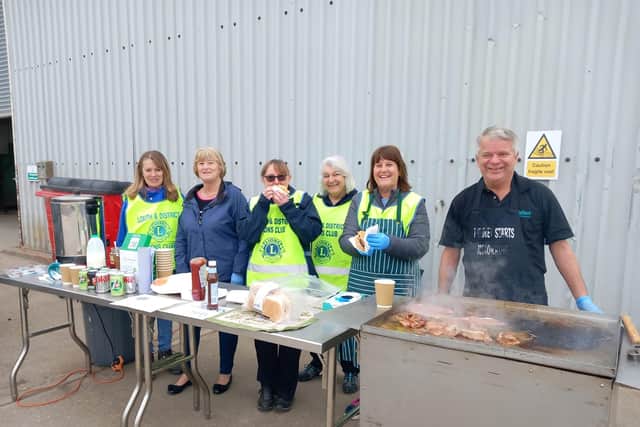 Louth Lions serving up lunch at the Cattle Market.
