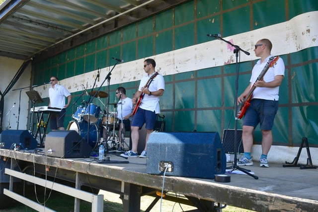 A full line-up of live bands entertained the crowd.