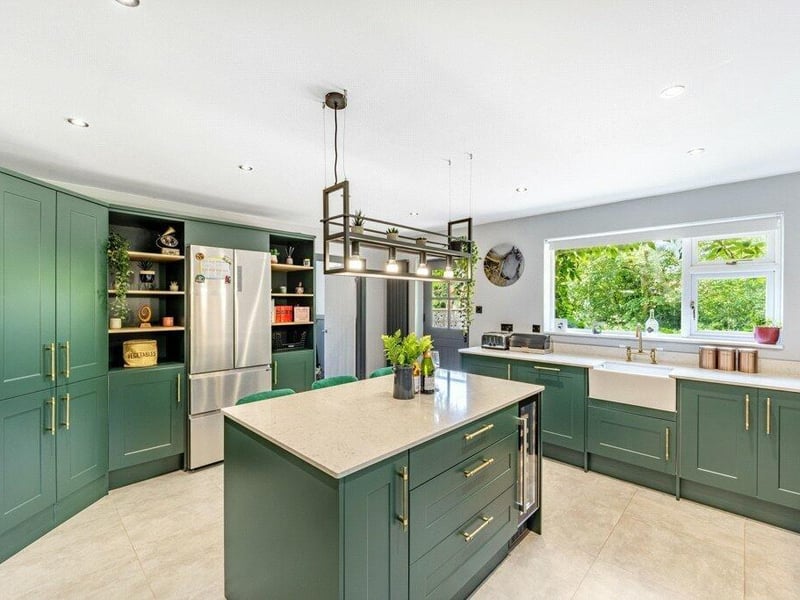 Another angle on the kitchen.