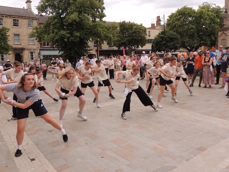 Hub Youth Dance performers.