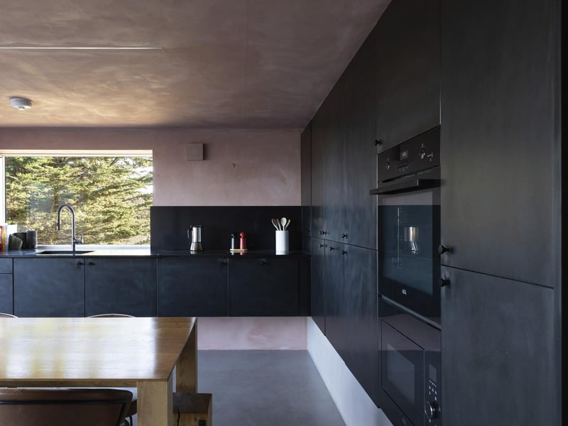 More of the kitchen/dining room.