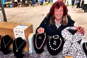 Trader Curly Nook Jewellery