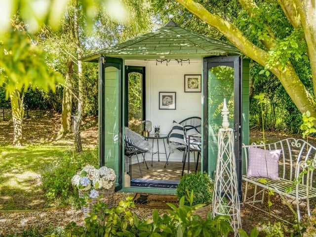 One of the other summerhouses.