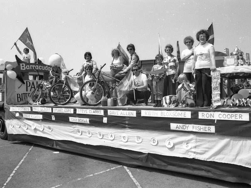 The Boston Baracudas float.