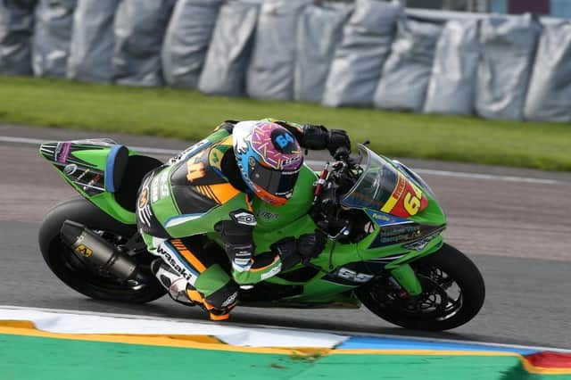 Asher Durham in action at Thruxton. Photo by Dave Yeomans.