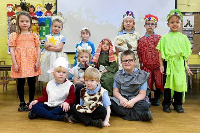 The cast of Sutton on Sea Primary School's 2022 Nativity Play.