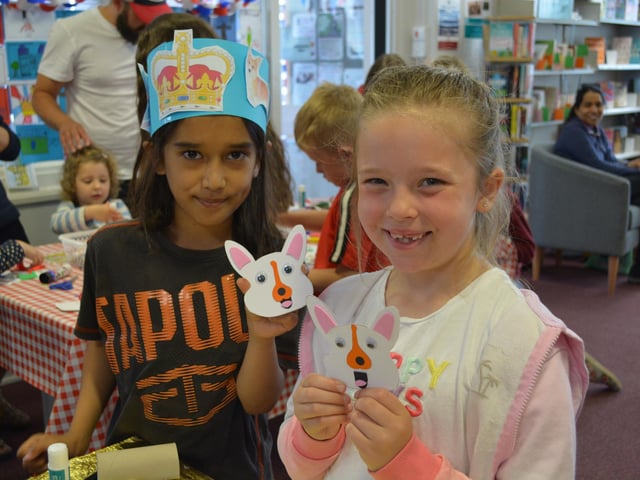 Making mini corgis at Market Rasen Library