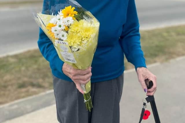 Residents are handing out gifts as 'random acts of kindess'