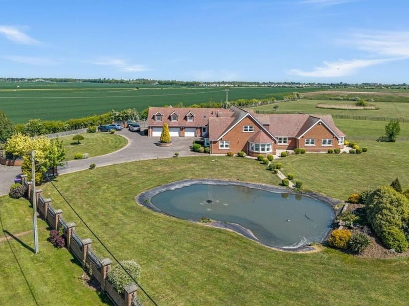 An aerial view of the home and its surroundings.