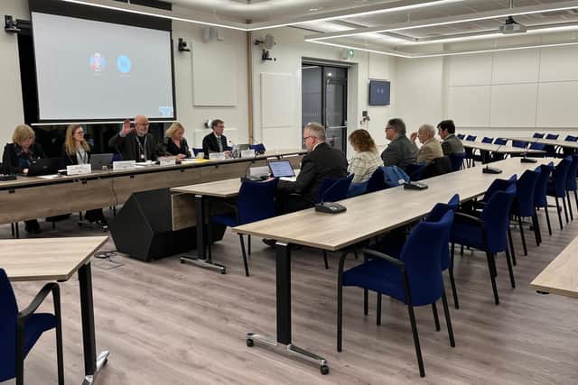 Senior East Lindsey district councillors have held their first meeting at their new £7 million headquarters in Horncastle.