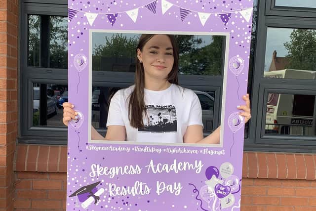 Grace Epton successfully achieved a 9 in history.