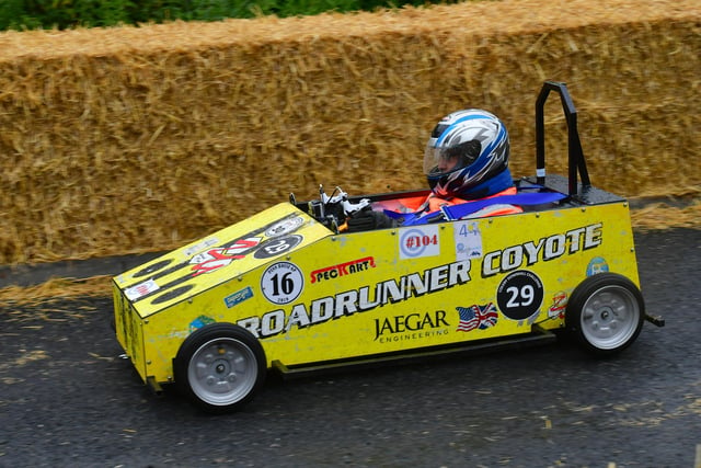 Racing at Coleby Downhill Challenge.