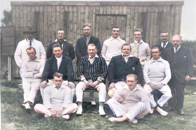 A team photo of Louth Cricket Club's team from 1925.