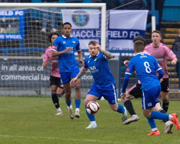 Action from Gainsborough Trinity's home defeat by Macclesfield. Photo by Foxby Media.