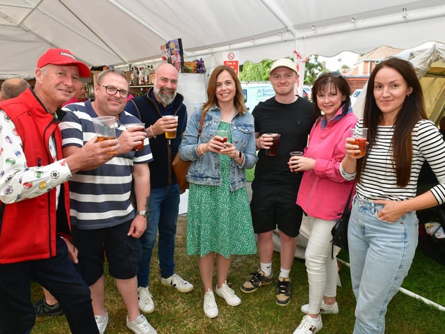 L-R Ian Richardson, Mel Smith, Richard Bide, Heather Bide, Max Baldwin, Linda Baldwin, Claire Windle
