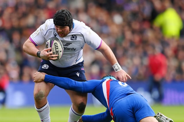 Back in the starting XV but it was hard going as France’s front row won the day. 6