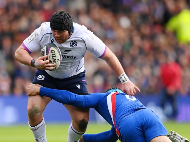 Back in the starting XV but it was hard going as France’s front row won the day. 6