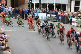 The Tour races through Worksop in 2017. Picture by Chris Etchells.