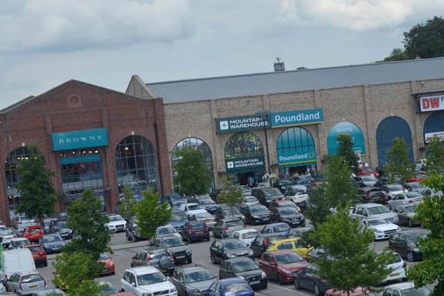 The packed car park at the Marshalls Yard shopping mall in Gainsborough. (PHOTO BY: Sharon Scott/Acquire Images)