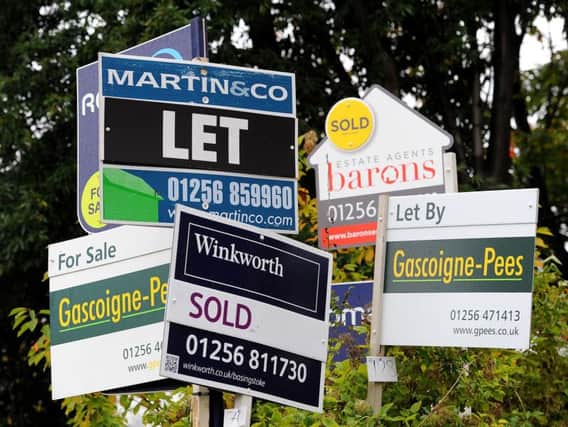 House prices dropped slightly in Lincolnshire in the autumn.