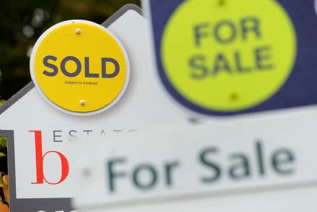 House prices fell slightly in Lincolnshire at the end of last year