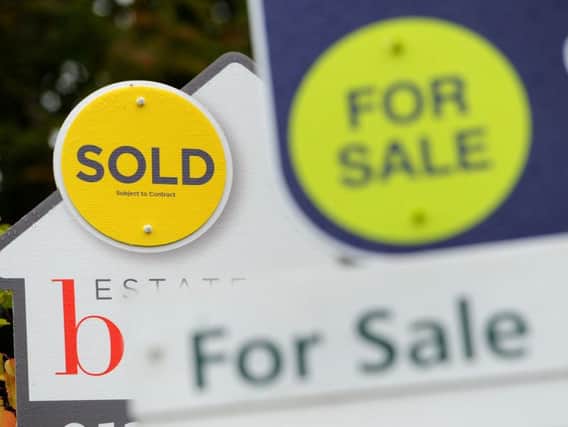 House prices fell slightly in Lincolnshire at the end of last year