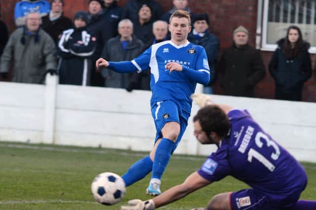 FA Trophy 3rd round. Gainsborough Trinity v Tamworth. Trinity player Jamie Yates G130112-o