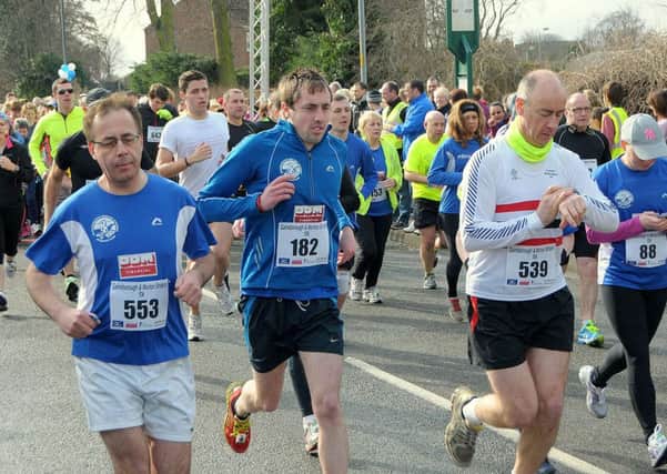 Gainsborough 10k, runners leaving the Start. (w130318-3e)