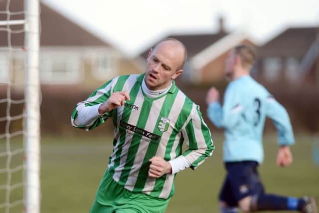 Gainsborough Town v Boston Town Res. Town score G130329-6d
