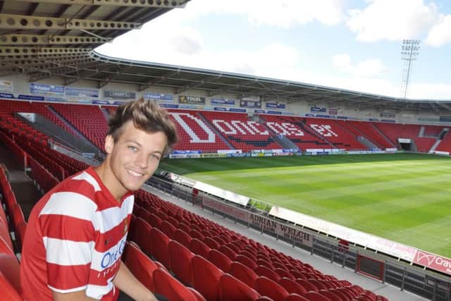 Louis Tomlinson at Keepmoat Stadium.