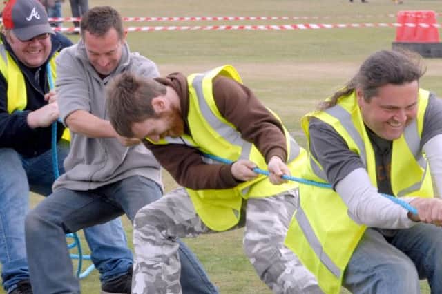 RG NWGU13-1212-5
Worksop MBA Polymers staff fun day.
Tug of War
