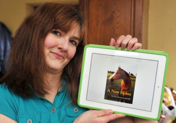 Nina Ratcliffe has written and published an ebook about her horse Dublin
(NGAS-24-02-14 RA 2a)