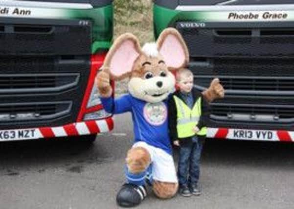 Kieran Hirst with Chesterfield FC mascot Chester