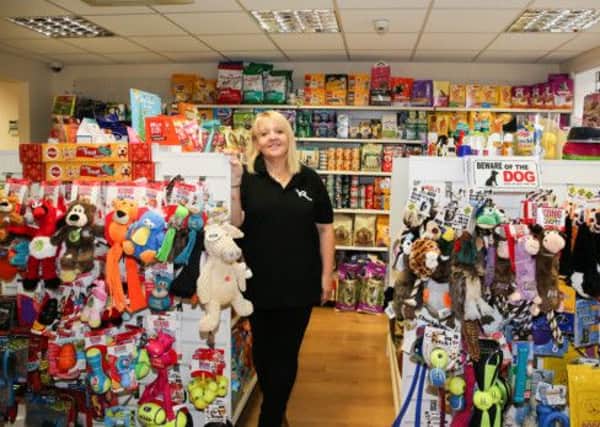 Pet Shop Freebie Offer Yvonne Arrand Wags & Whiskers Epworth