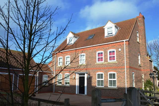 5 Pashley Walk, Belton - front.