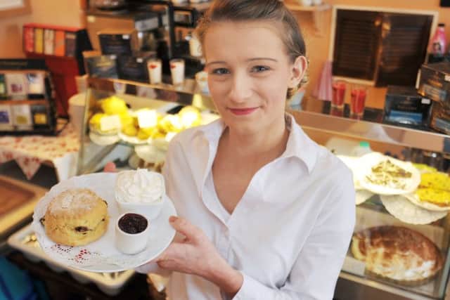 Guardian freebie, free cream scone from Miss Poppy's Coffee Shop (NWGU-06-01-14 RA 1a)