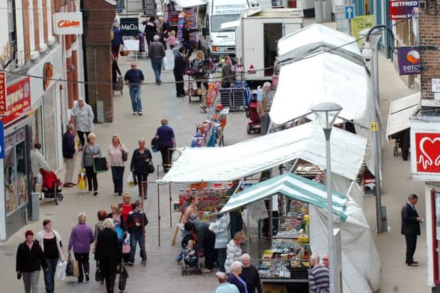 Gainsborough Market Place G110830-7b