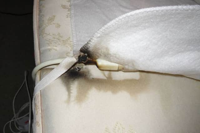 Picture of a faulty electric blanket.