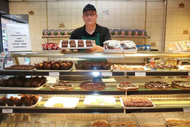 NWGU FREE OFFER: ANY CAKE @ Freshers bakery owner and manager Jason O'Leary