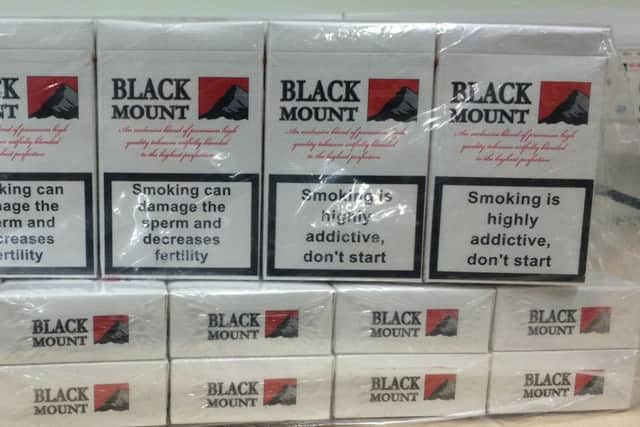 Fake cigarettes, Black Mount