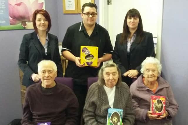 Joanna Jackson and Sara Simpson with staff and residents from Gateford Hill Nursing Home