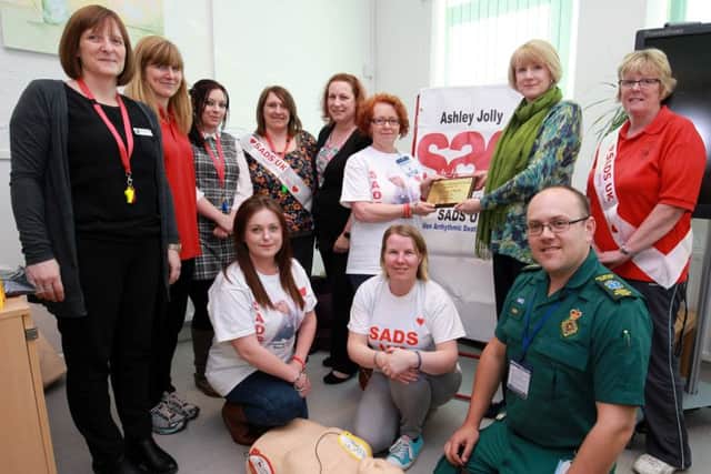 A defibrillator has been donated to Parish Church School in Gainsborough by the Sudden Adult Death Trust.