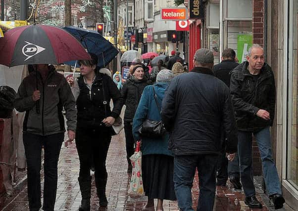 Pictures showing busy Worksop town centre  (Not too many people about due to bad weather). NWGU 12-12-15 Worksop, Bridge place,  (2)