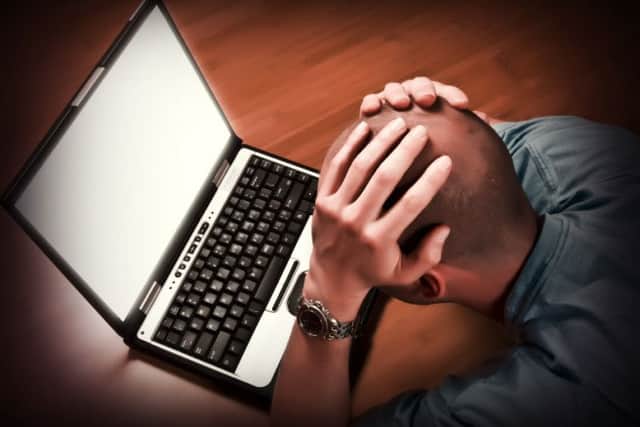 Scammers are defrauding people with a fake gas billl Internet scam.