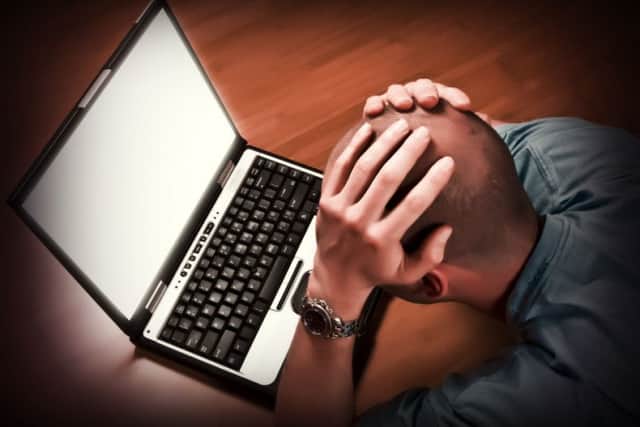 Scammers are defrauding people with a fake gas billl Internet scam.
